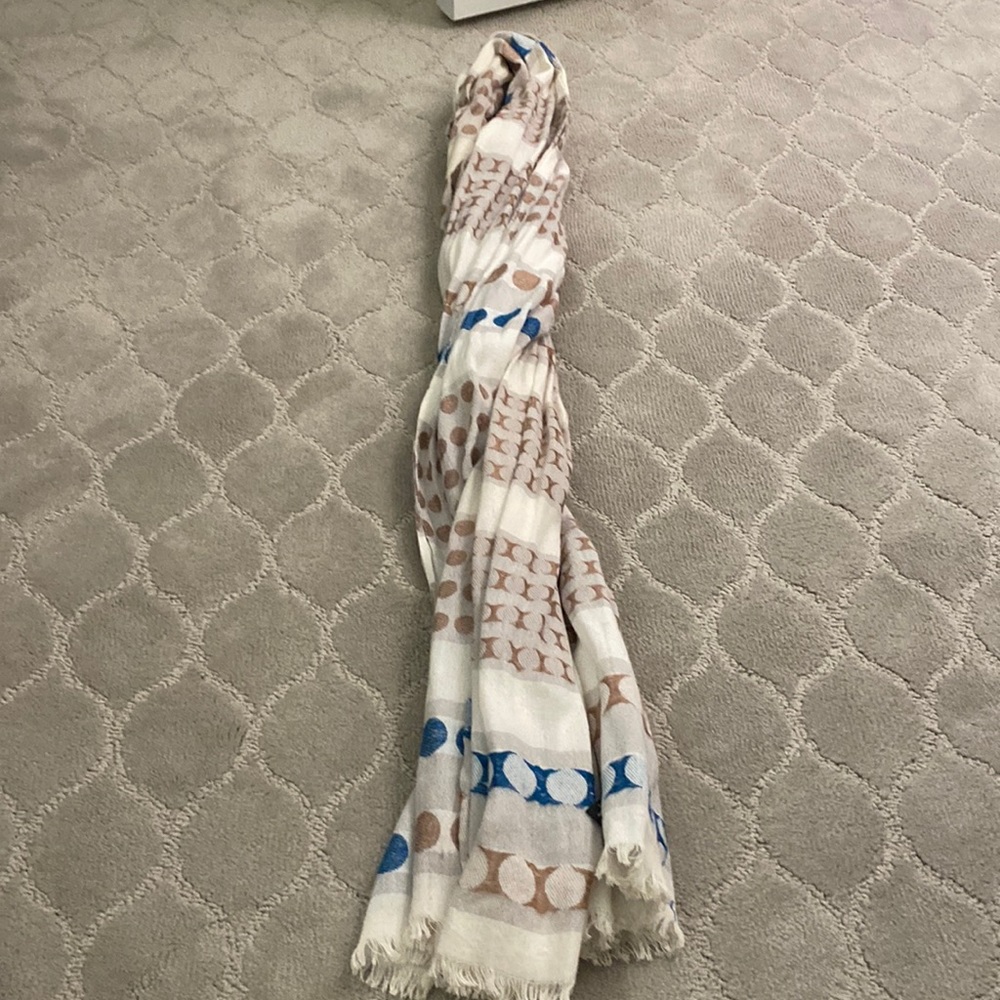 Scarf